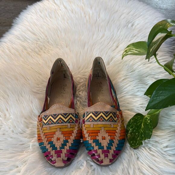 Paola Mexican Multicolor Colorful Patterned Women's Sandals Shoes Size 7 - Picture 1 of 7